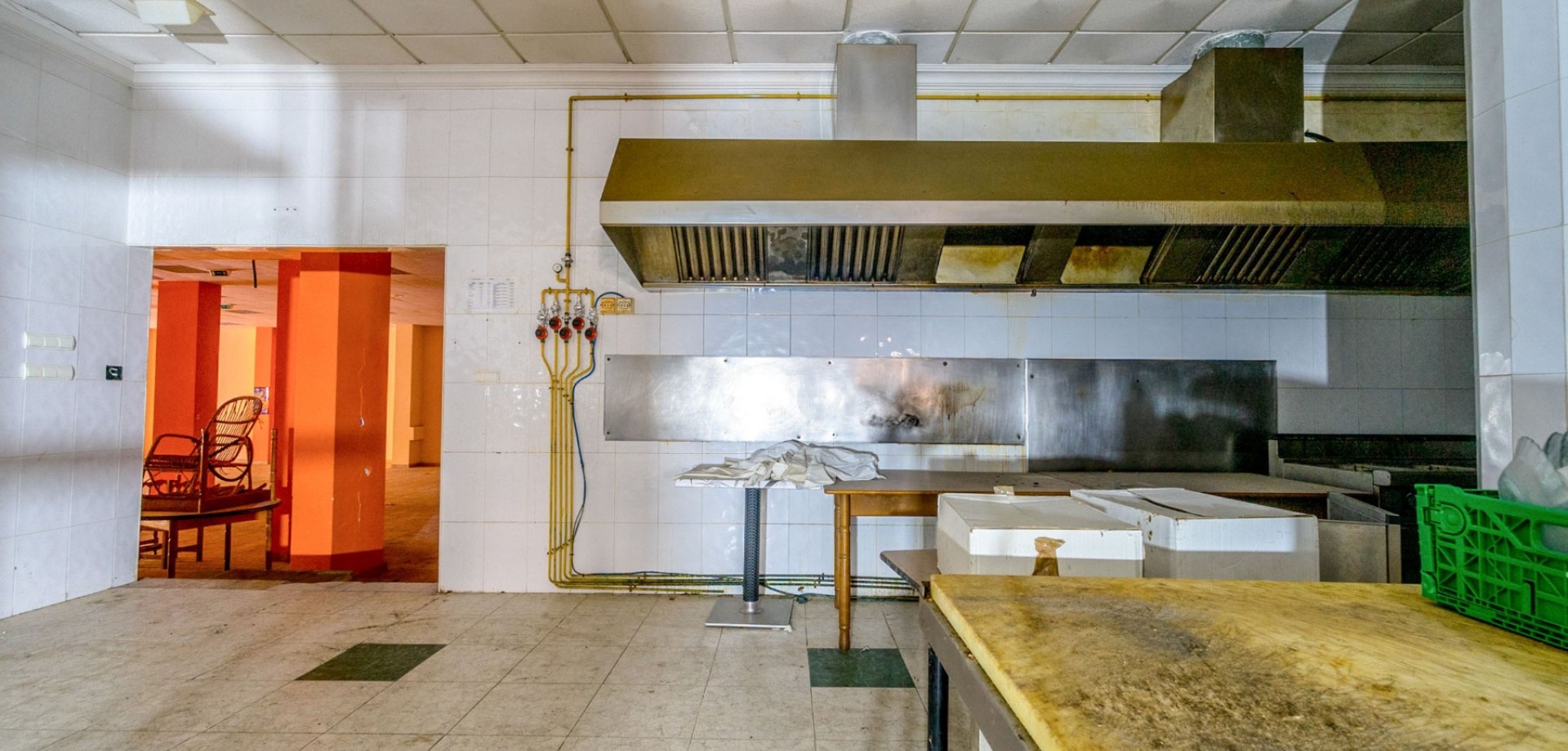 Commercial unit for sale in Torrevieja, Alicante, Spain