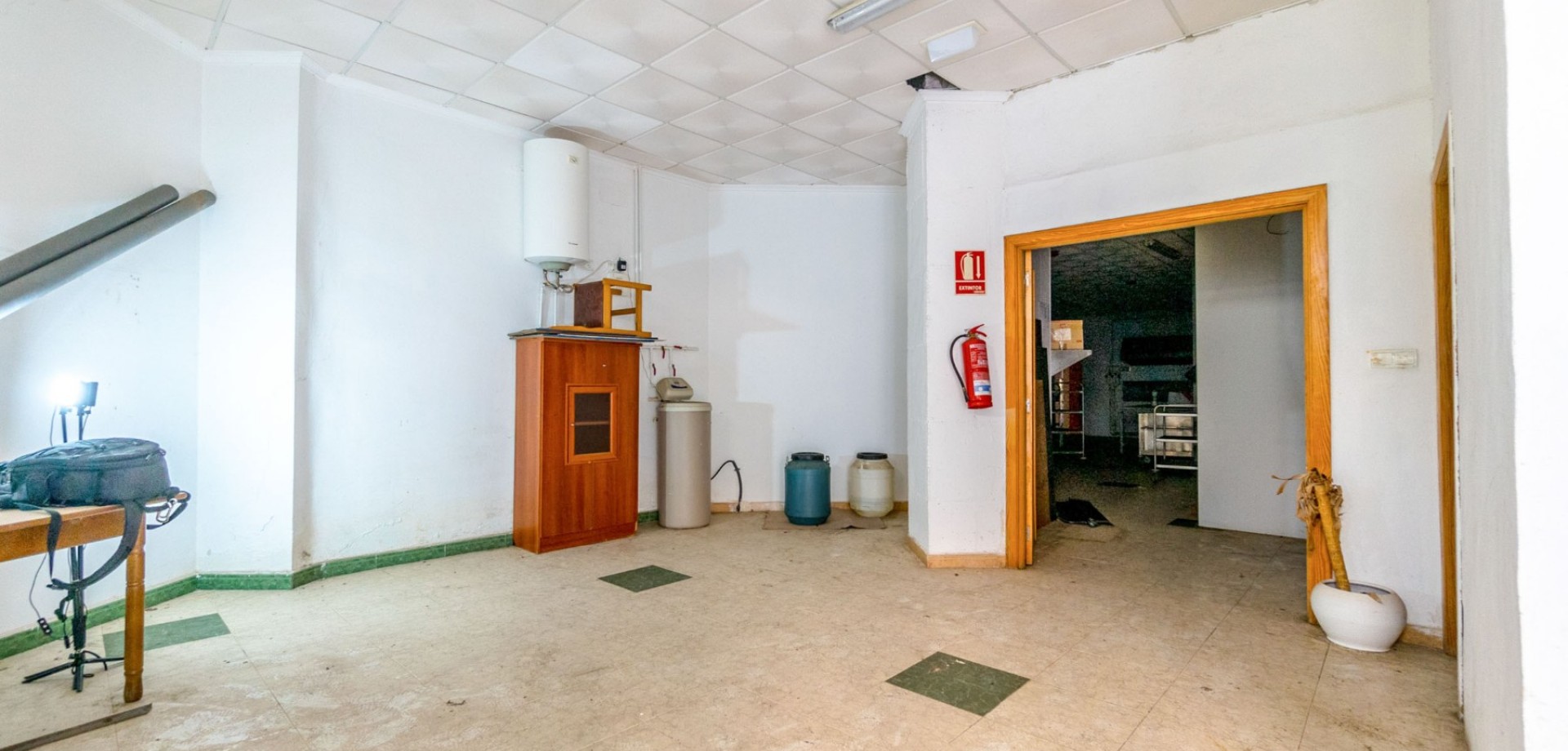 Commercial unit for sale in Torrevieja, Alicante, Spain