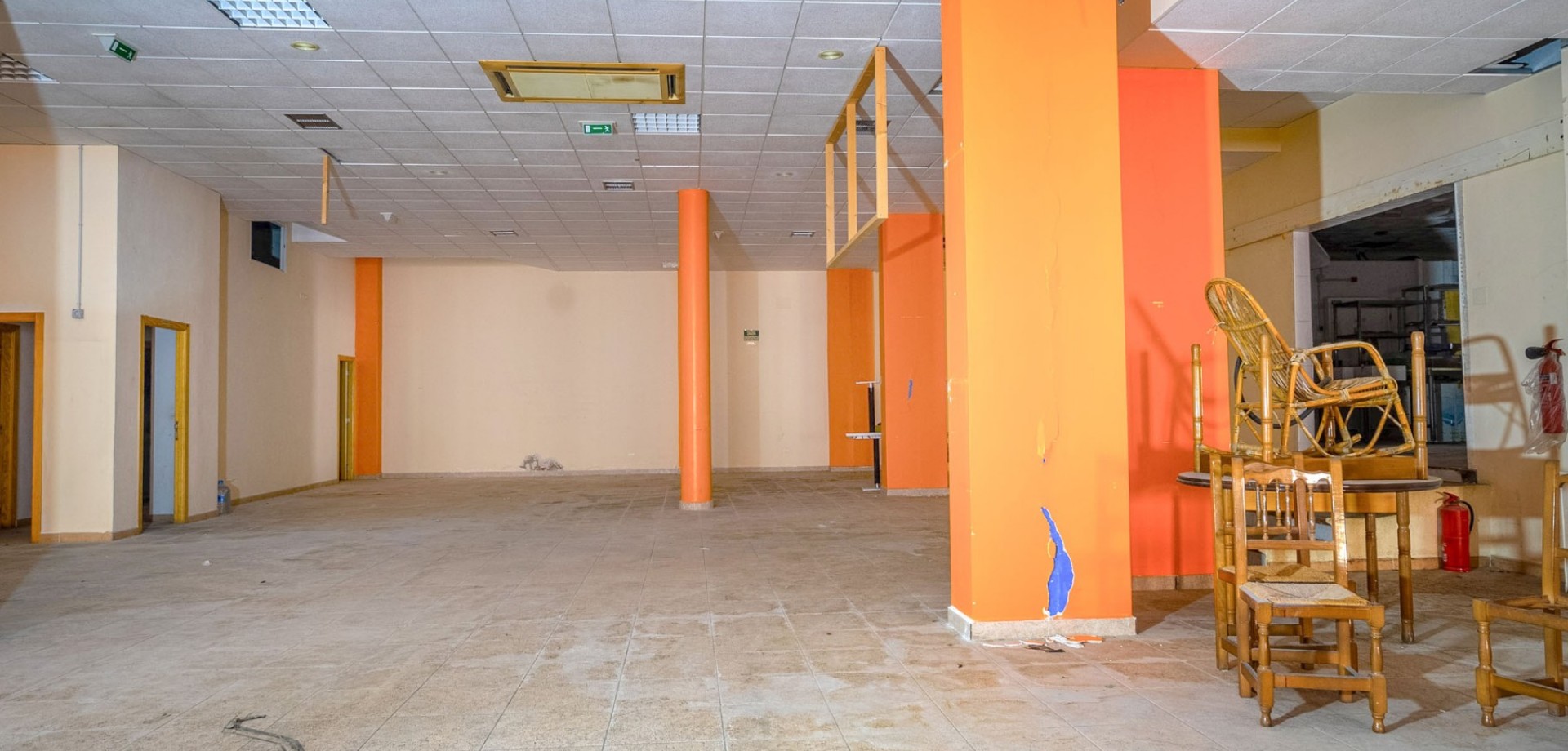 Commercial unit for sale in Torrevieja, Alicante, Spain