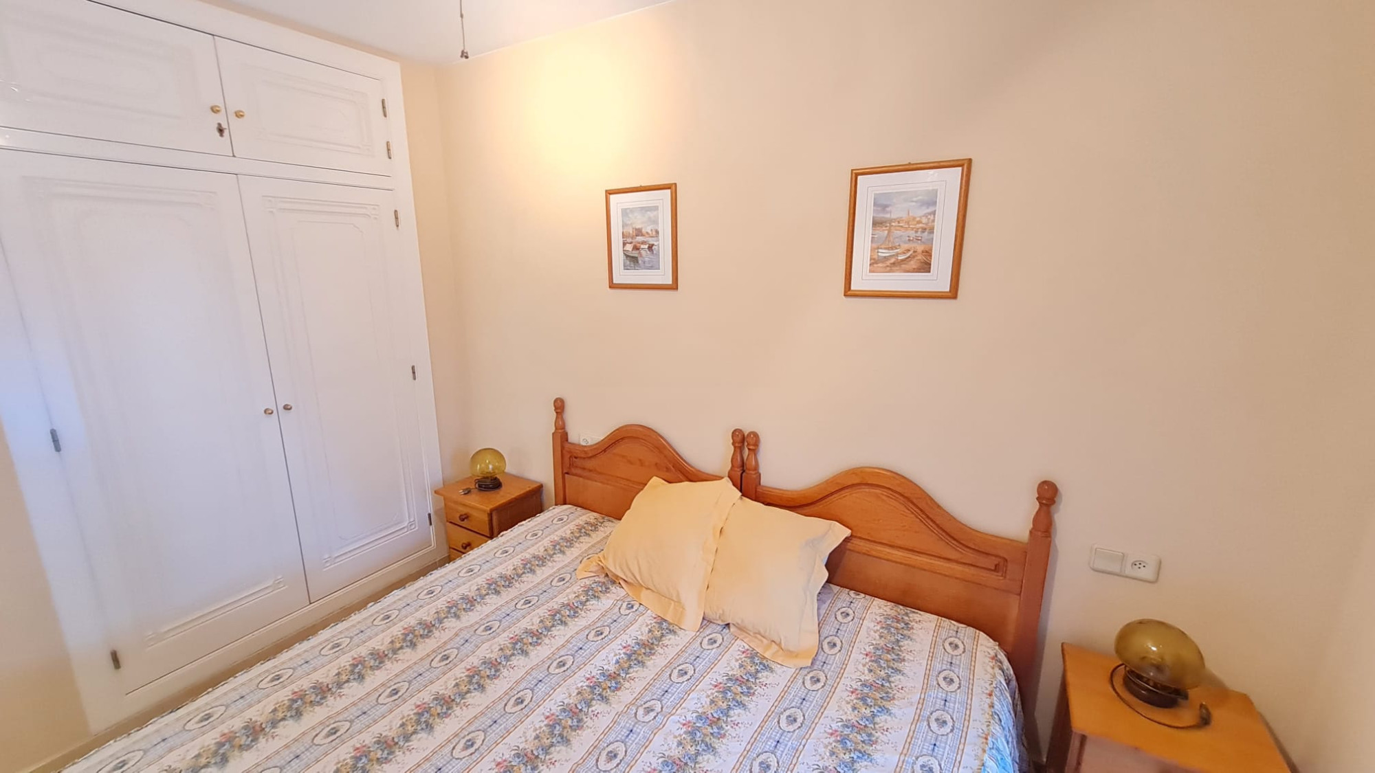 Bungalow for sale in Villamartin, Alicante, Spain