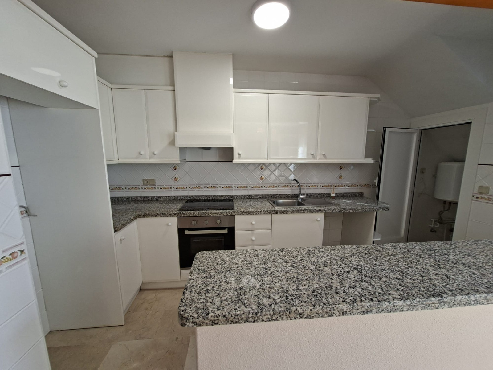 Bungalow for sale in Villamartin, Alicante, Spain