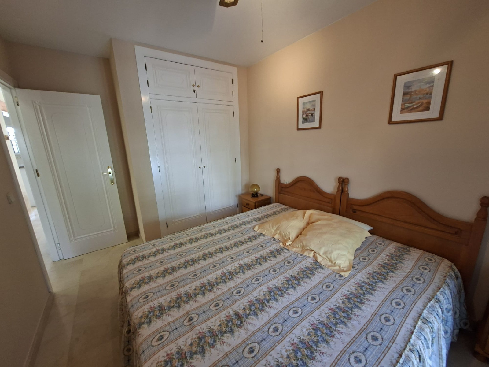 Bungalow for sale in Villamartin, Alicante, Spain