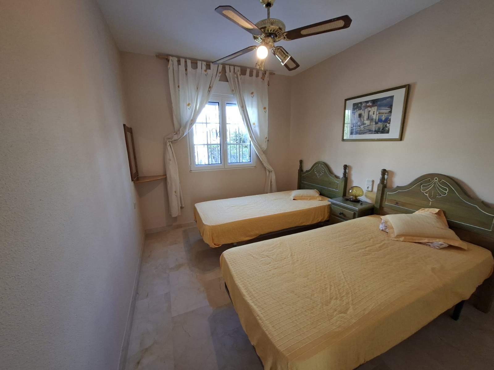 Bungalow for sale in Villamartin, Alicante, Spain