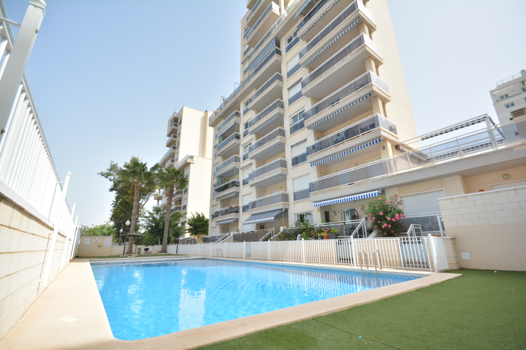 Apartment for sale in Guardamar Del Segura, Alicante, Spain