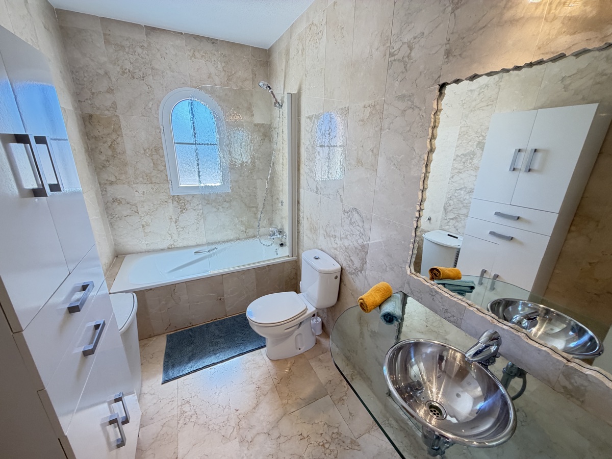 Villa for sale in Las Ramblas Golf, Alicante, Spain