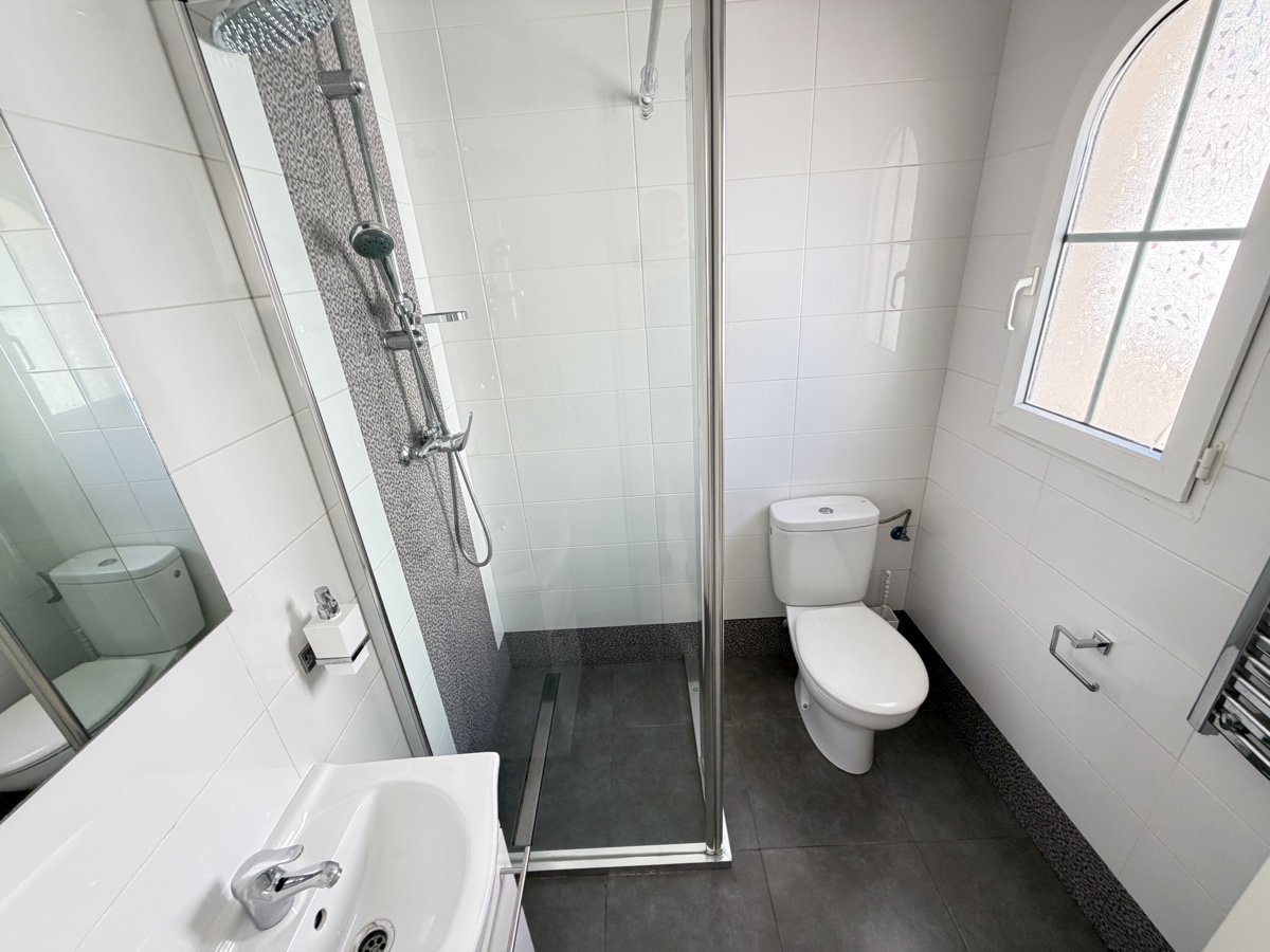 Villa for sale in Las Ramblas Golf, Alicante, Spain