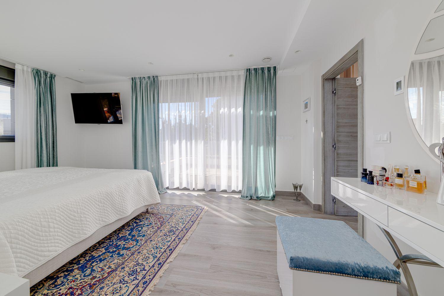 Villa for sale in Torrevieja, Alicante, Spain