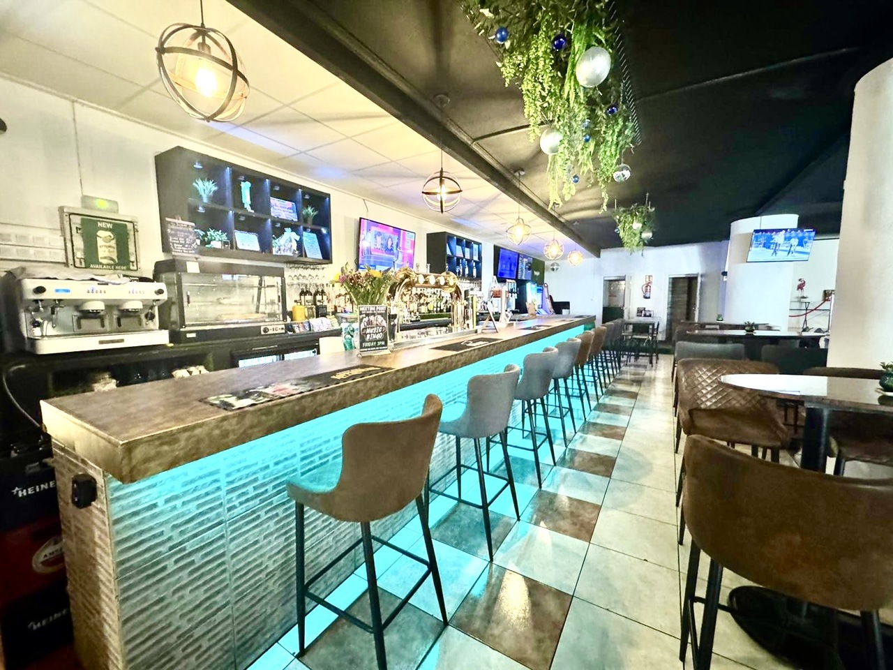 Commercial unit for sale in San Miguel De Salinas, Alicante, Spain