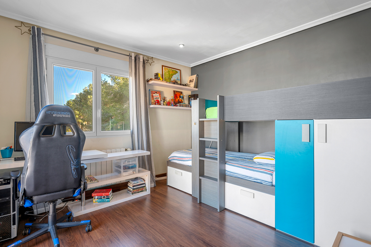 Villa for sale in Ciudad De Las Comunicaciones, Alicante, Spain