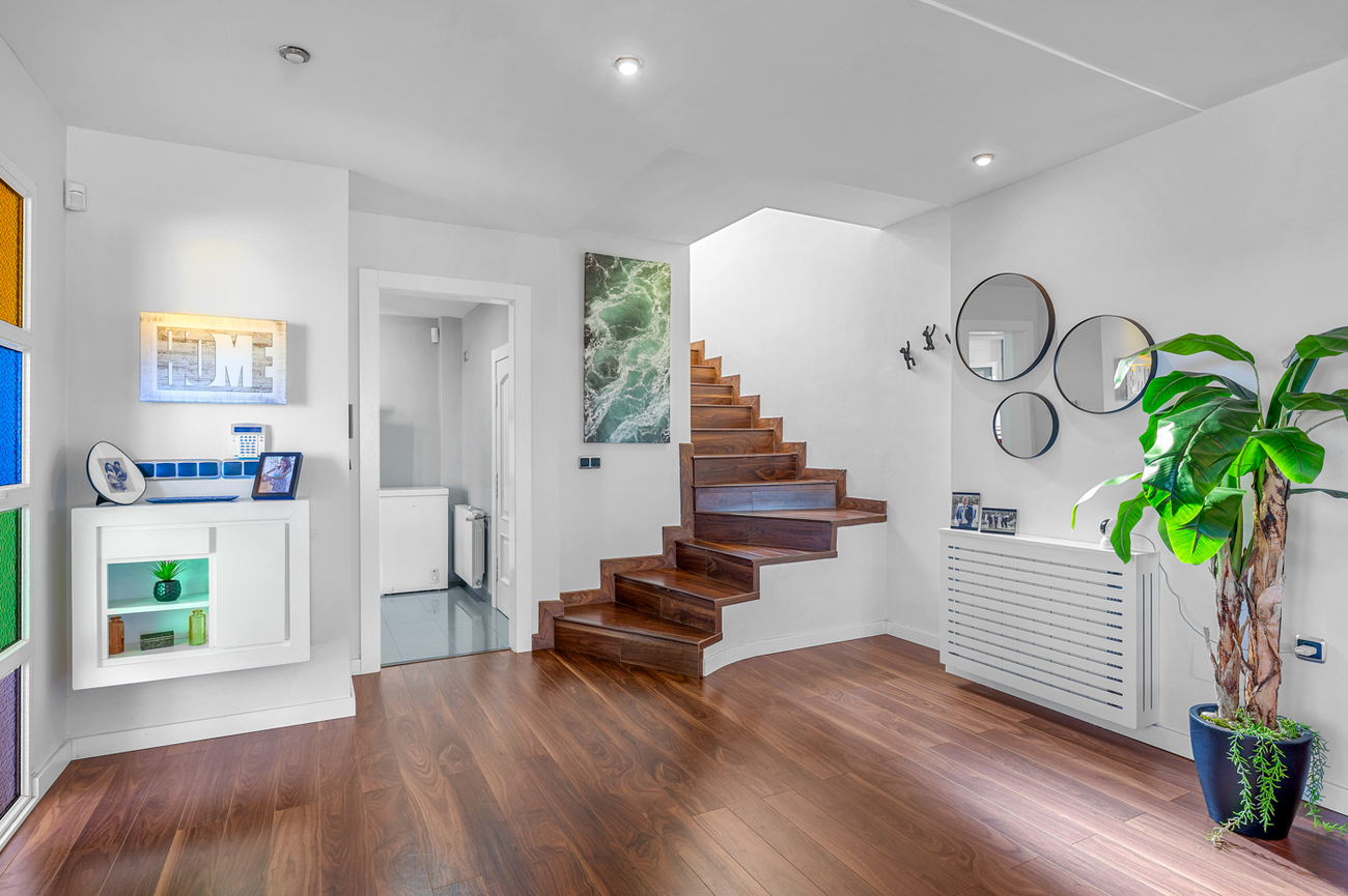 Villa for sale in Ciudad De Las Comunicaciones, Alicante, Spain