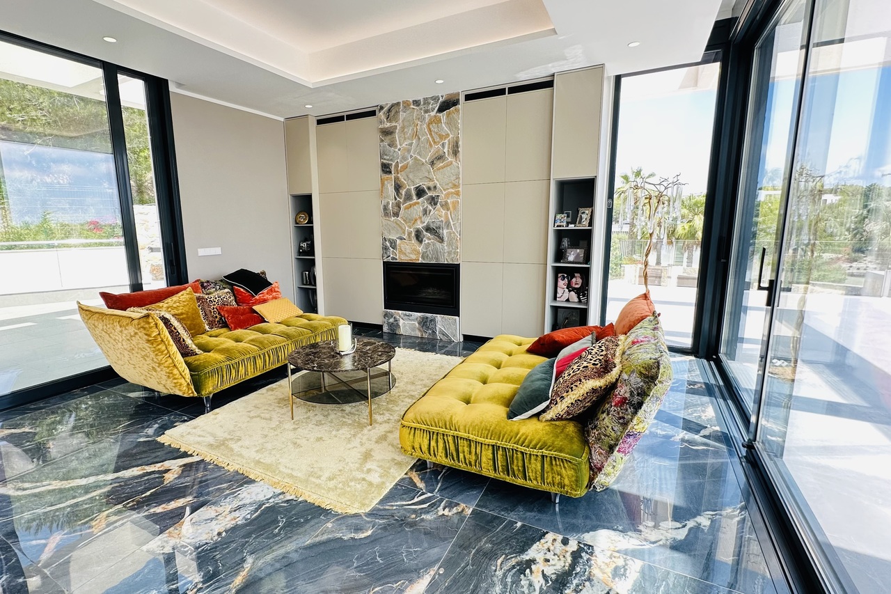 Villa for sale in Las Colinas Golf, Alicante, Spain