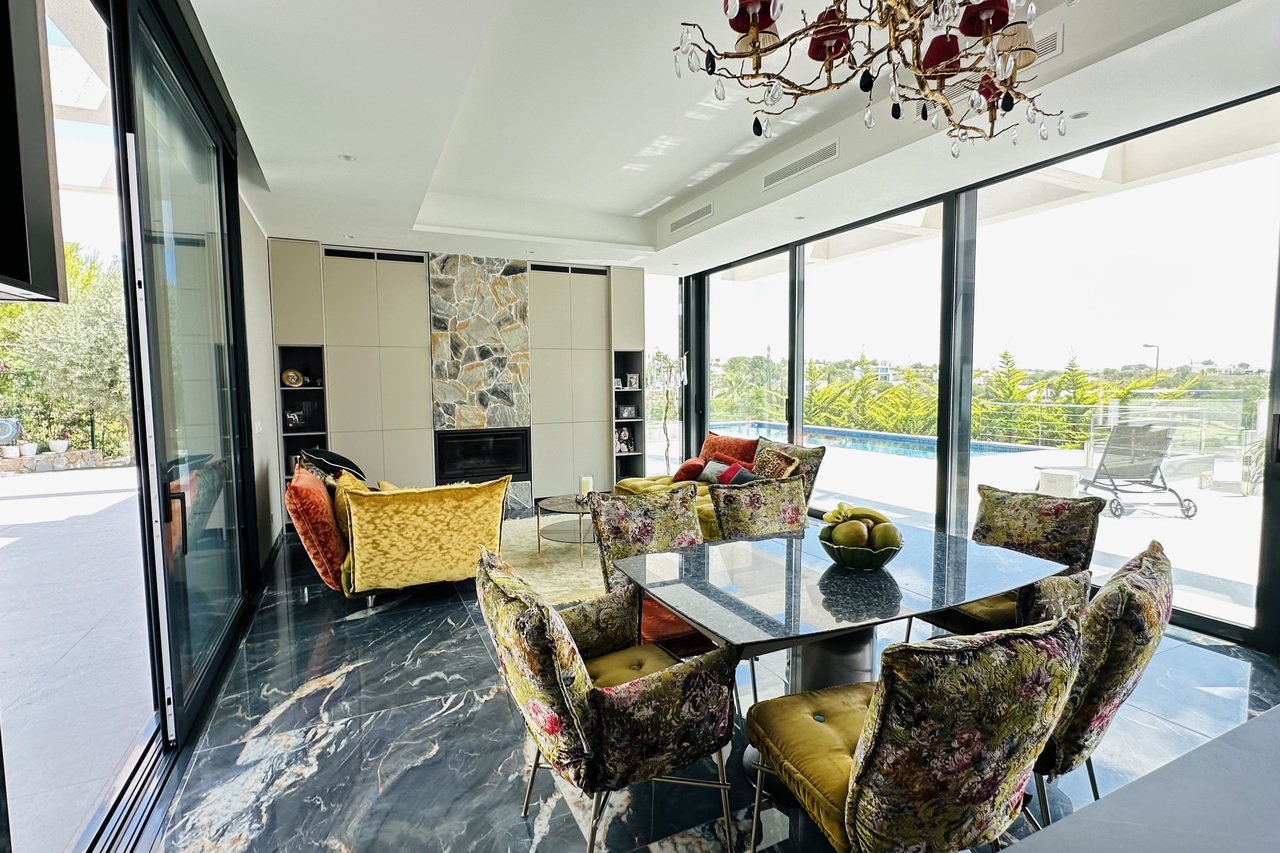 Villa for sale in Las Colinas Golf, Alicante, Spain