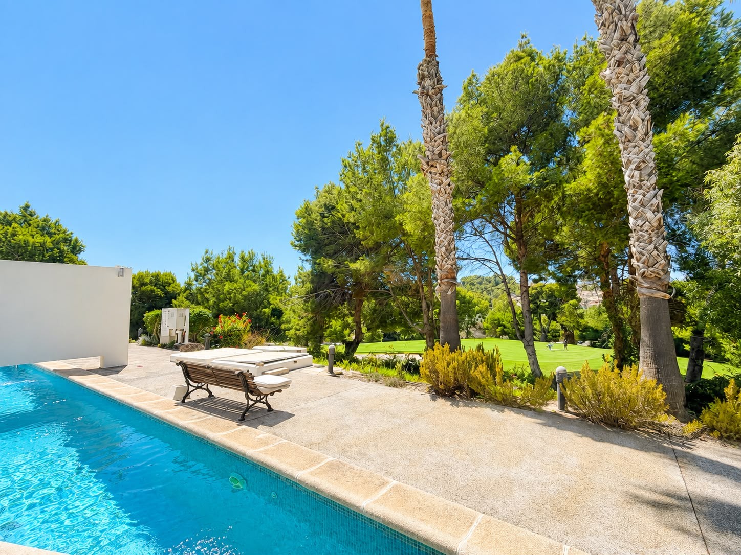 Villa for sale in Villamartin, Alicante, Spain