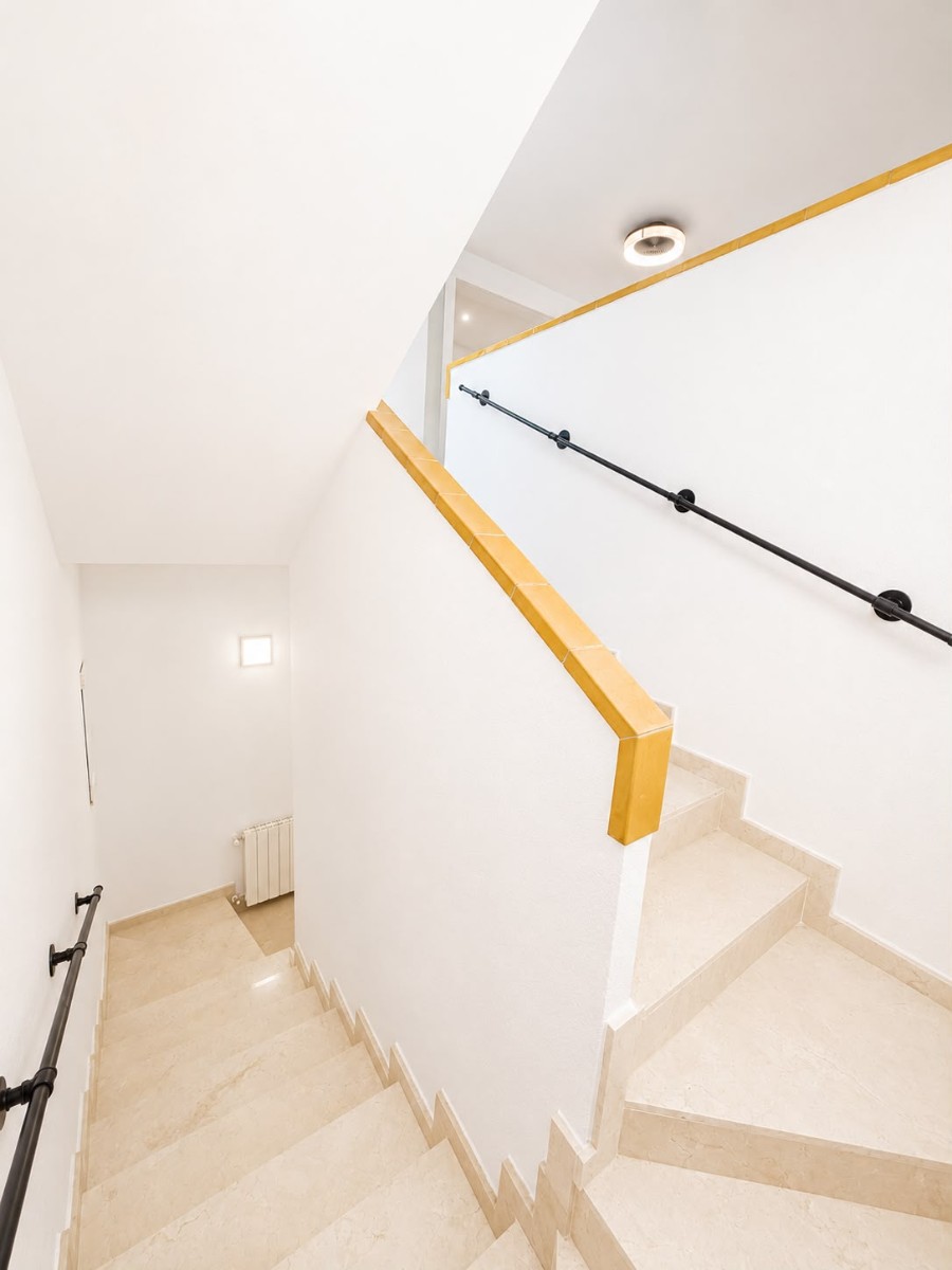 Villa for sale in Villamartin, Alicante, Spain