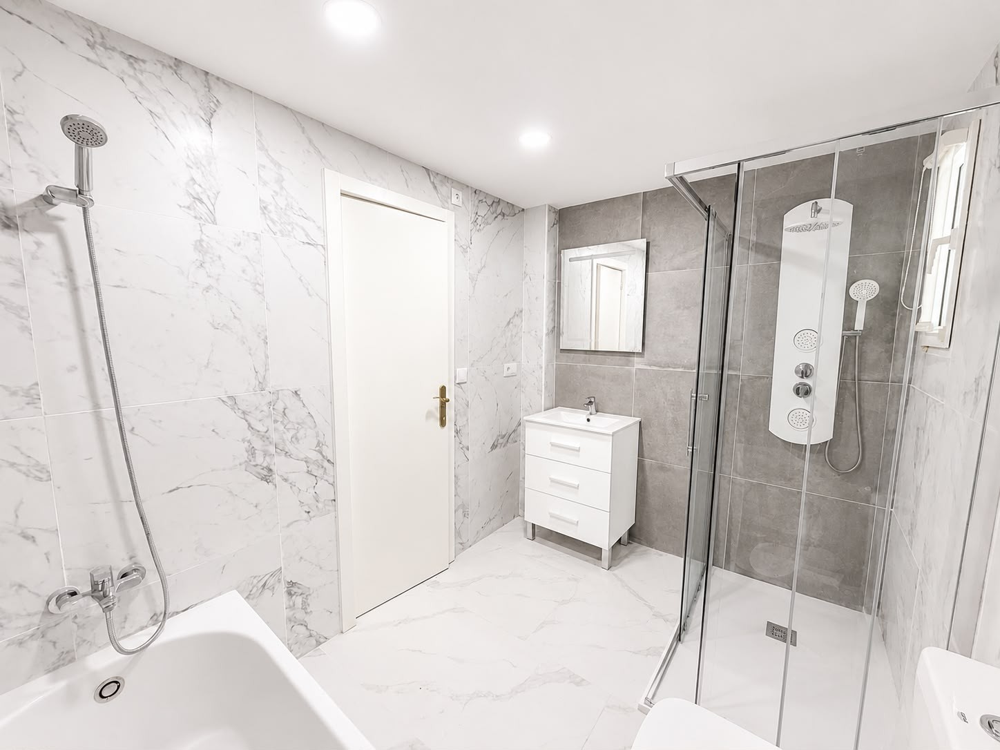 Villa for sale in Villamartin, Alicante, Spain