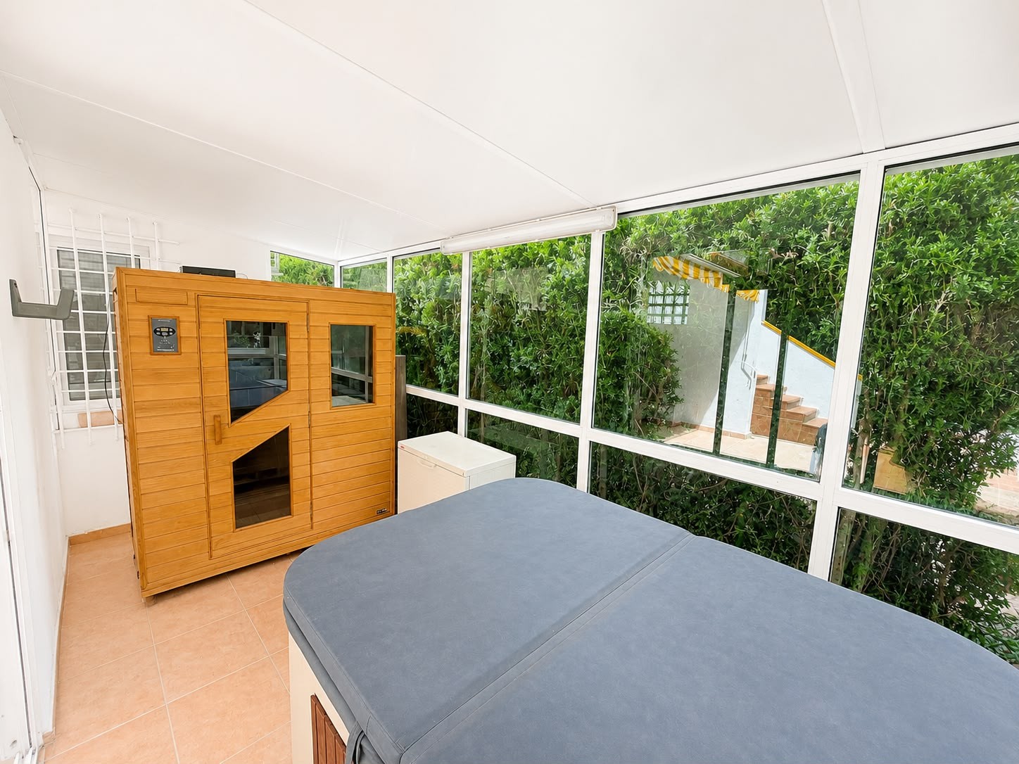 Villa for sale in Villamartin, Alicante, Spain