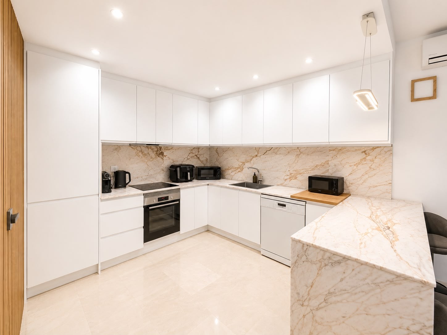 Villa for sale in Villamartin, Alicante, Spain