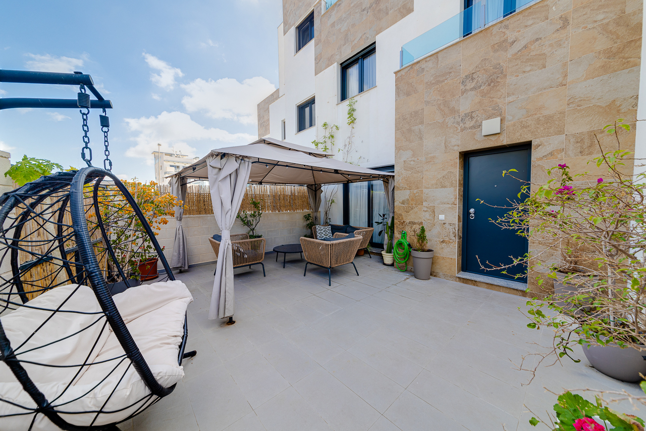 Town House for sale in Villamartin, Alicante, Spain