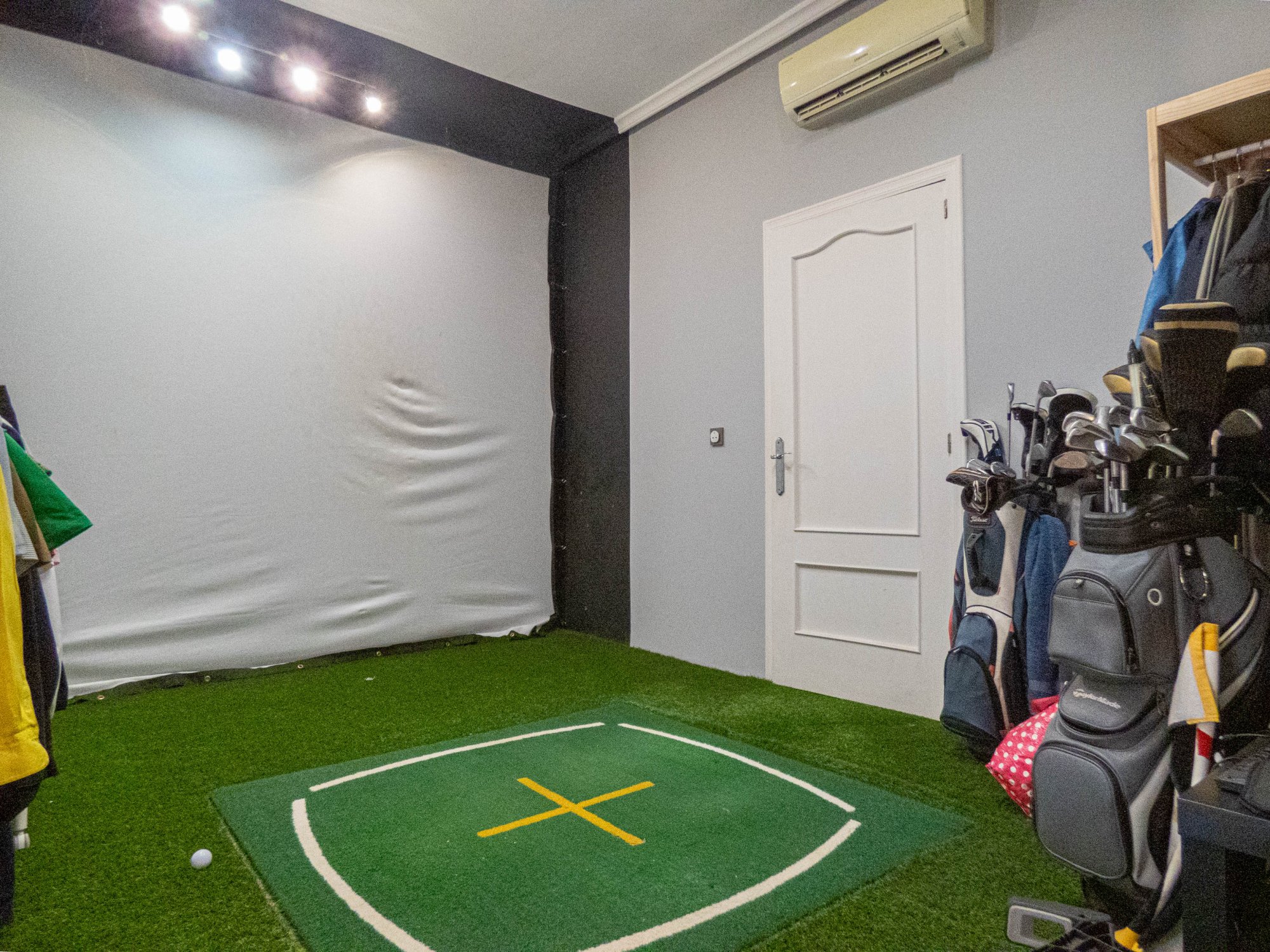 Villa for sale in Heredades, Alicante, Spain