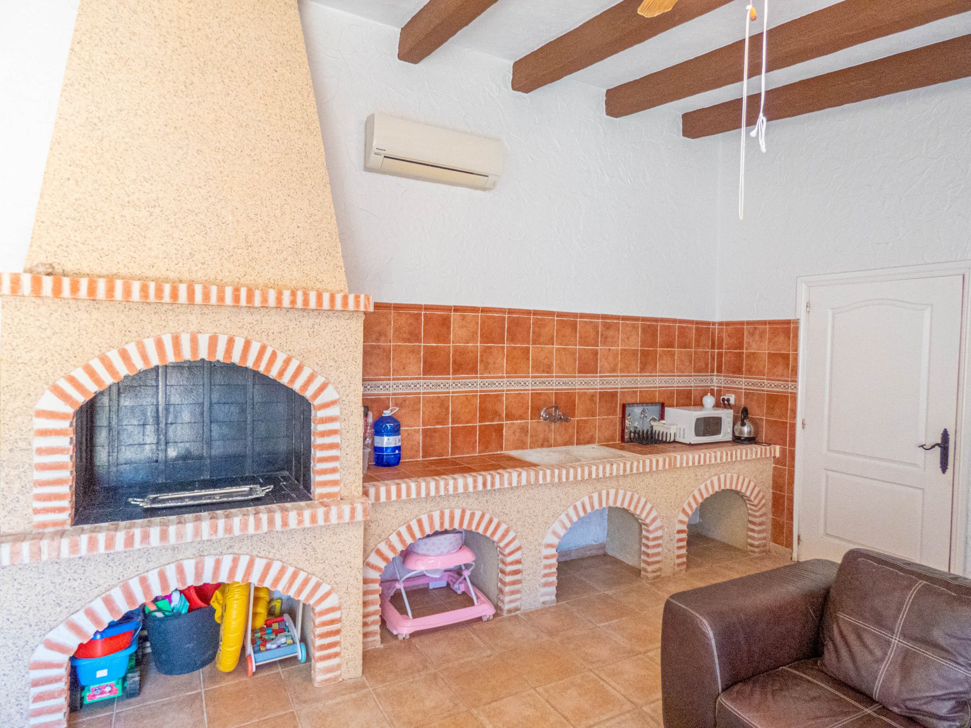 Villa for sale in Heredades, Alicante, Spain