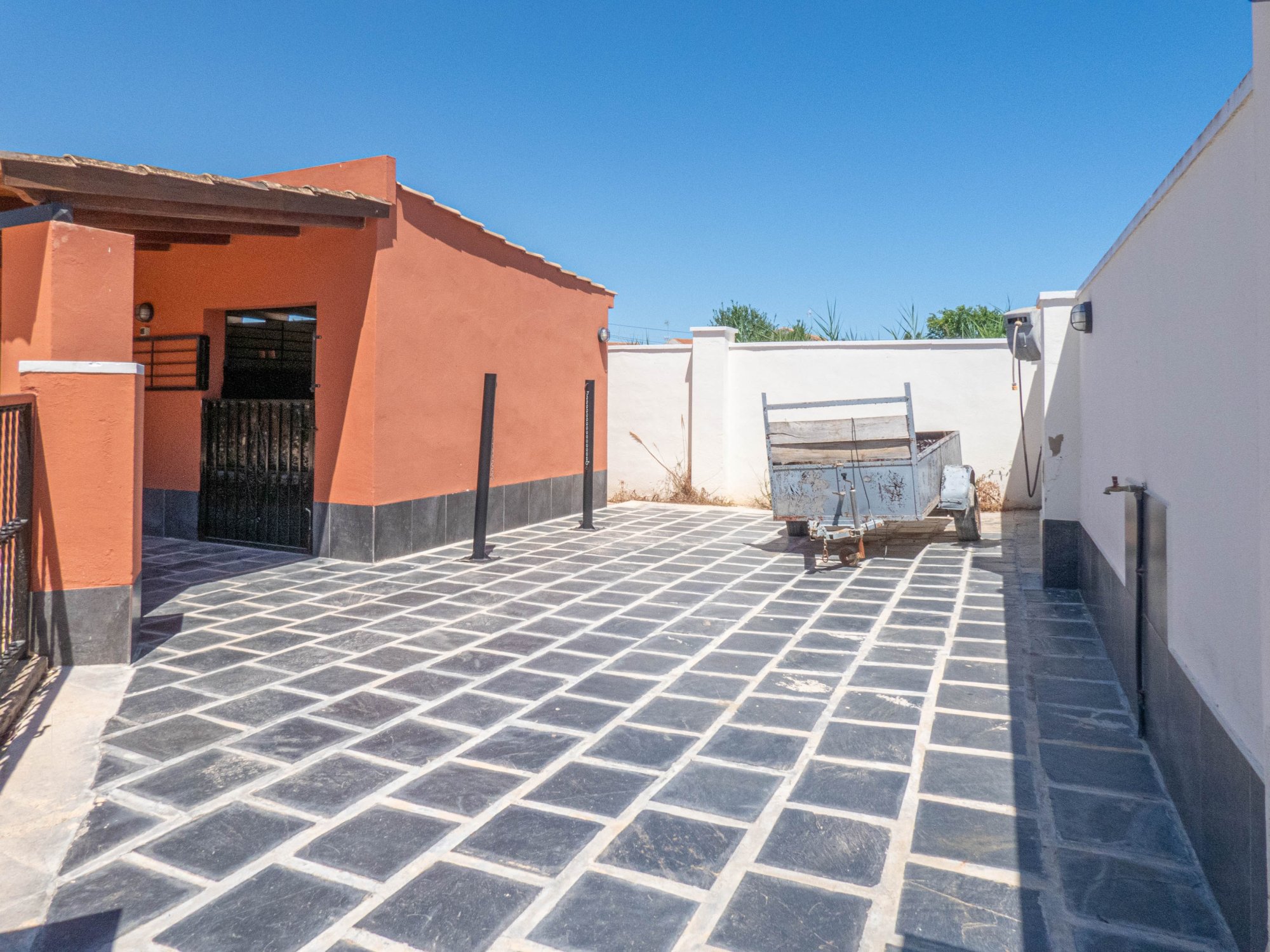 Villa for sale in Heredades, Alicante, Spain