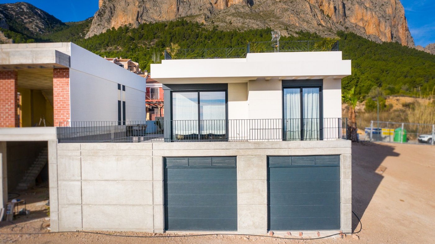 Villa for sale in Polop, Alicante, Spain