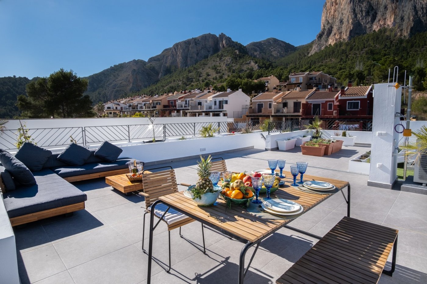 Villa for sale in Polop, Alicante, Spain