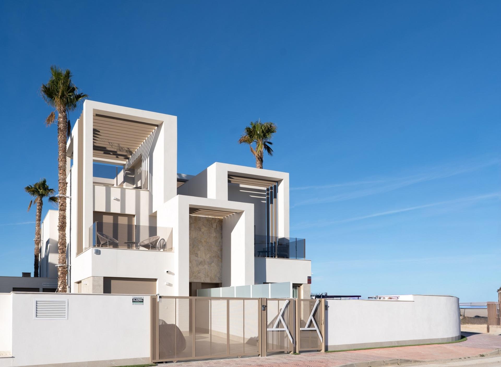 Quad House for sale in Los Alcázares, Murcia, Spain