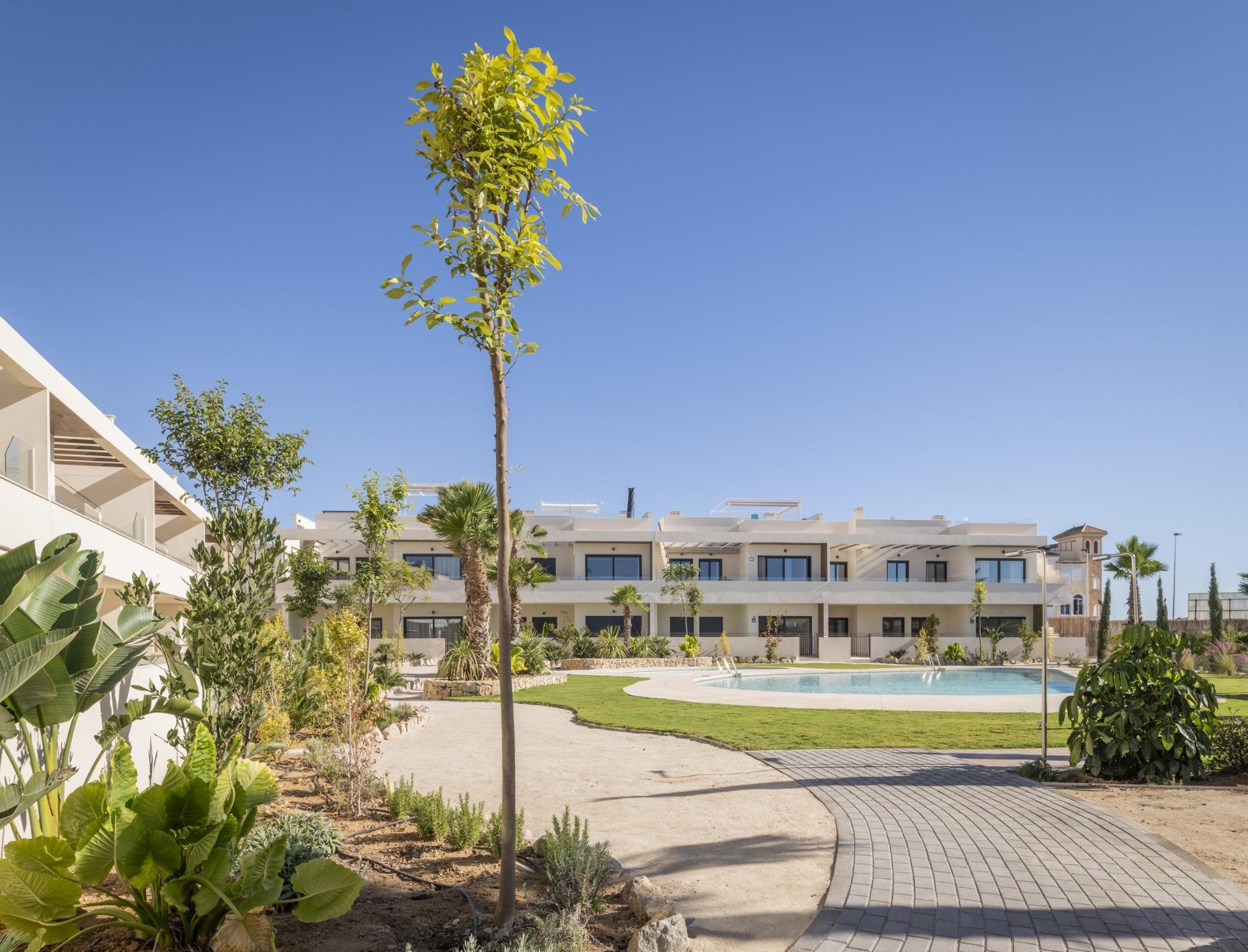 Bungalow for sale in Torrevieja, Alicante, Spain