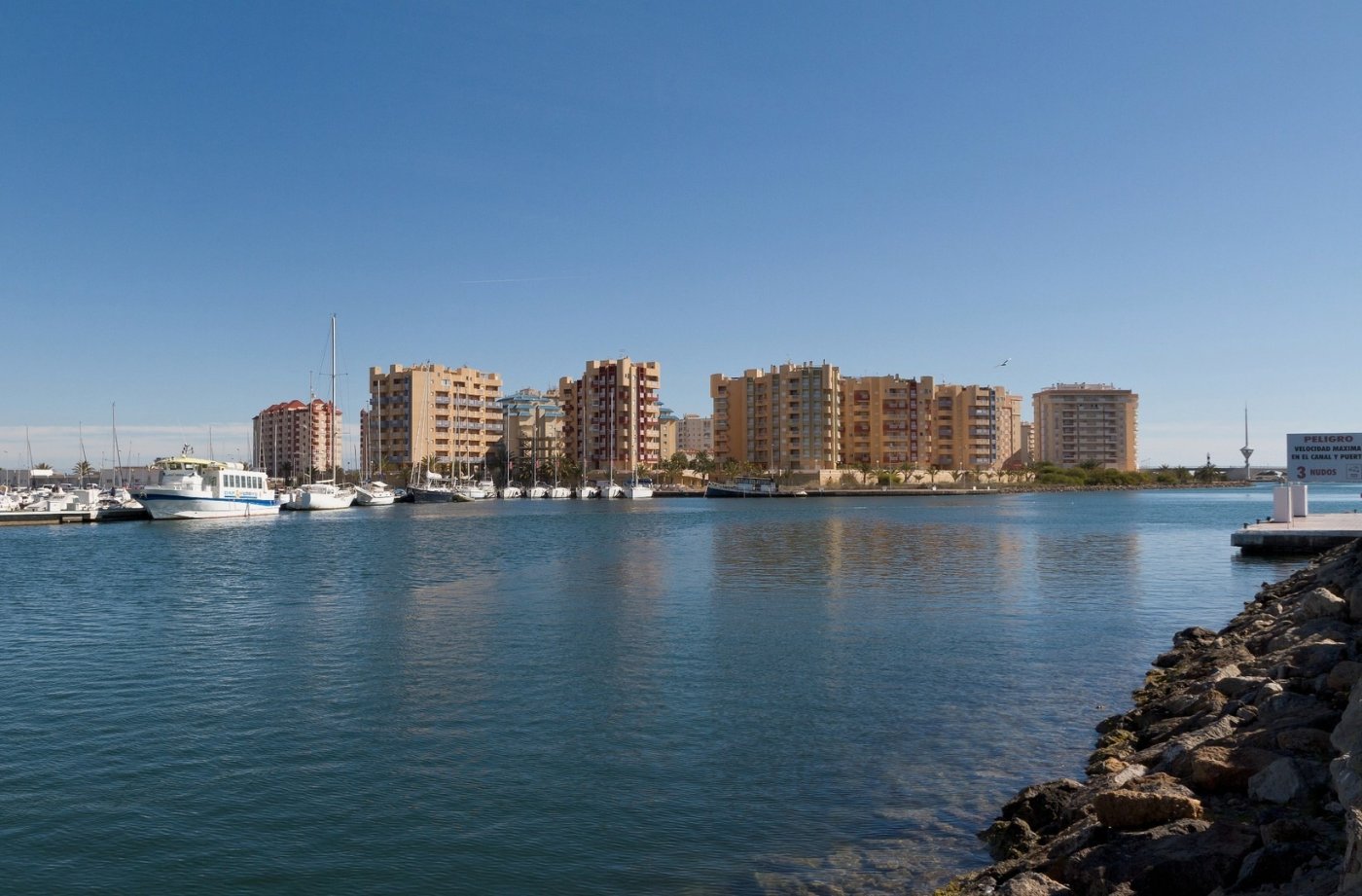 Apartment for sale in La Manga Del Mar Menor, Murcia, Spain