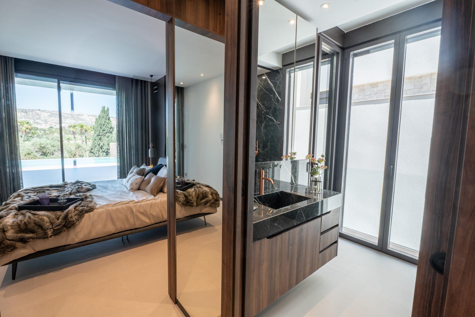 Villa for sale in Algorfa, Alicante, Spain