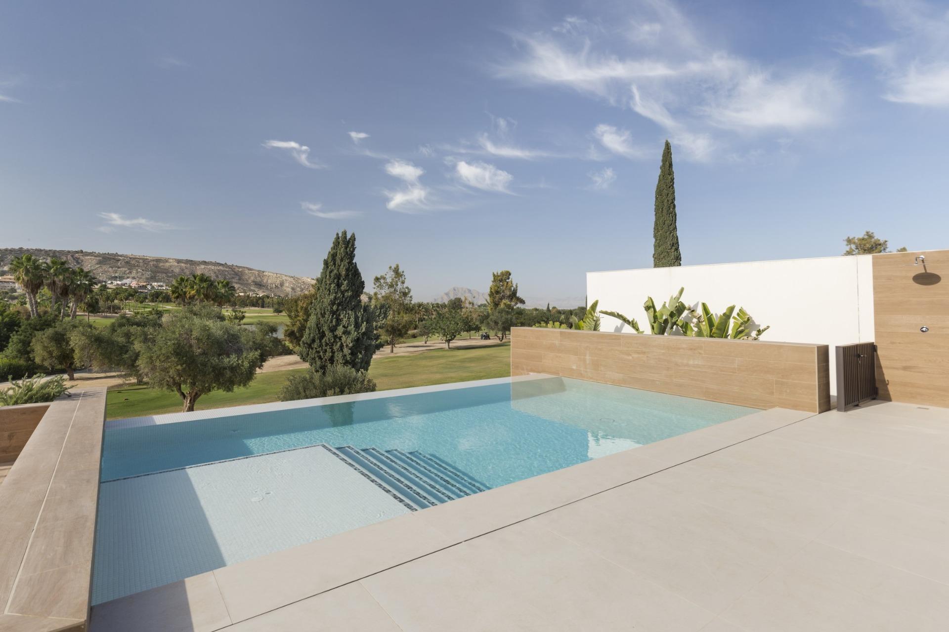 Villa for sale in Algorfa, Alicante, Spain