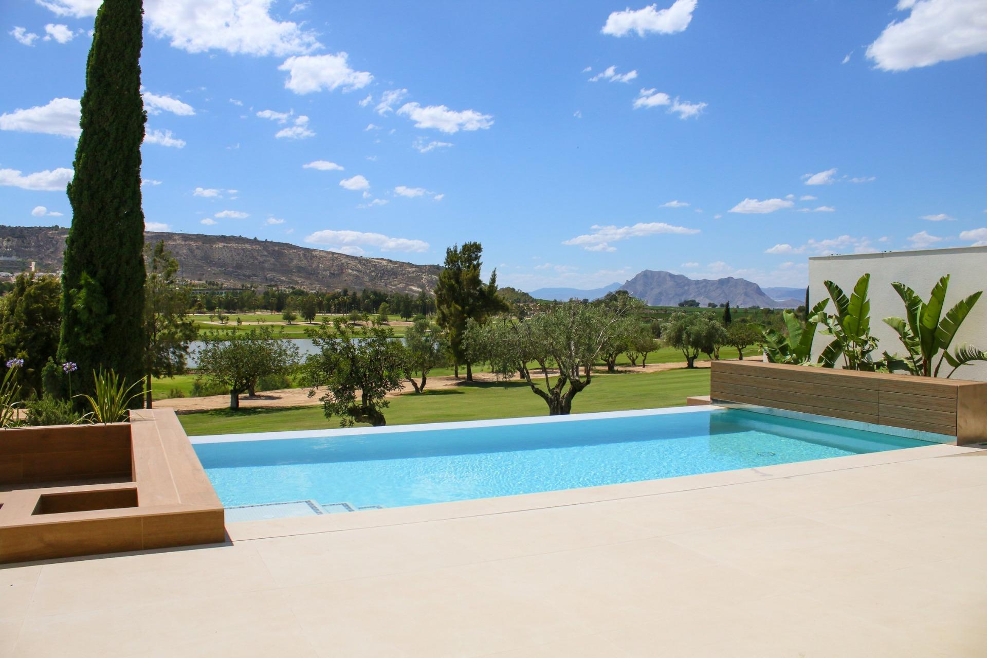 Villa for sale in Algorfa, Alicante, Spain
