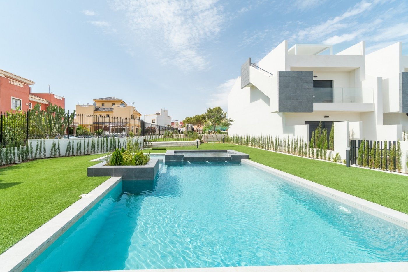 Bungalow for sale in Torrevieja, Alicante, Spain