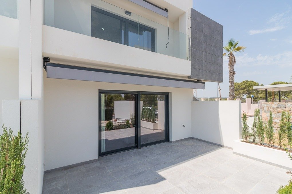 Bungalow for sale in Torrevieja, Alicante, Spain