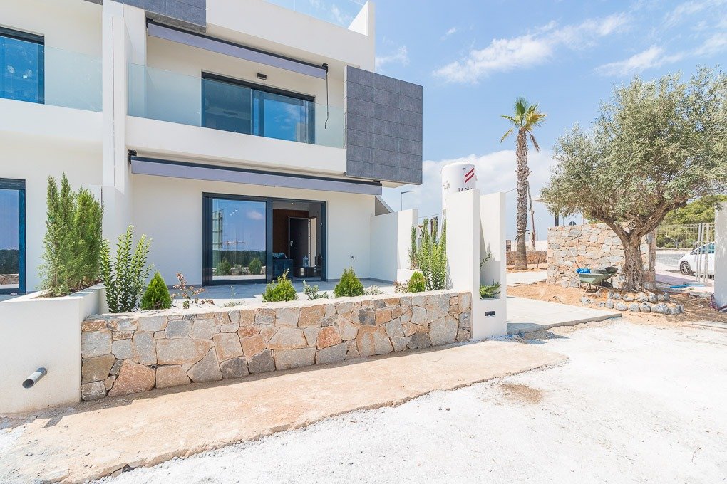 Bungalow for sale in Torrevieja, Alicante, Spain
