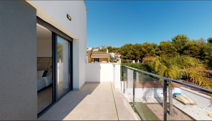 Villa for sale in La Nucia, Alicante, Spain