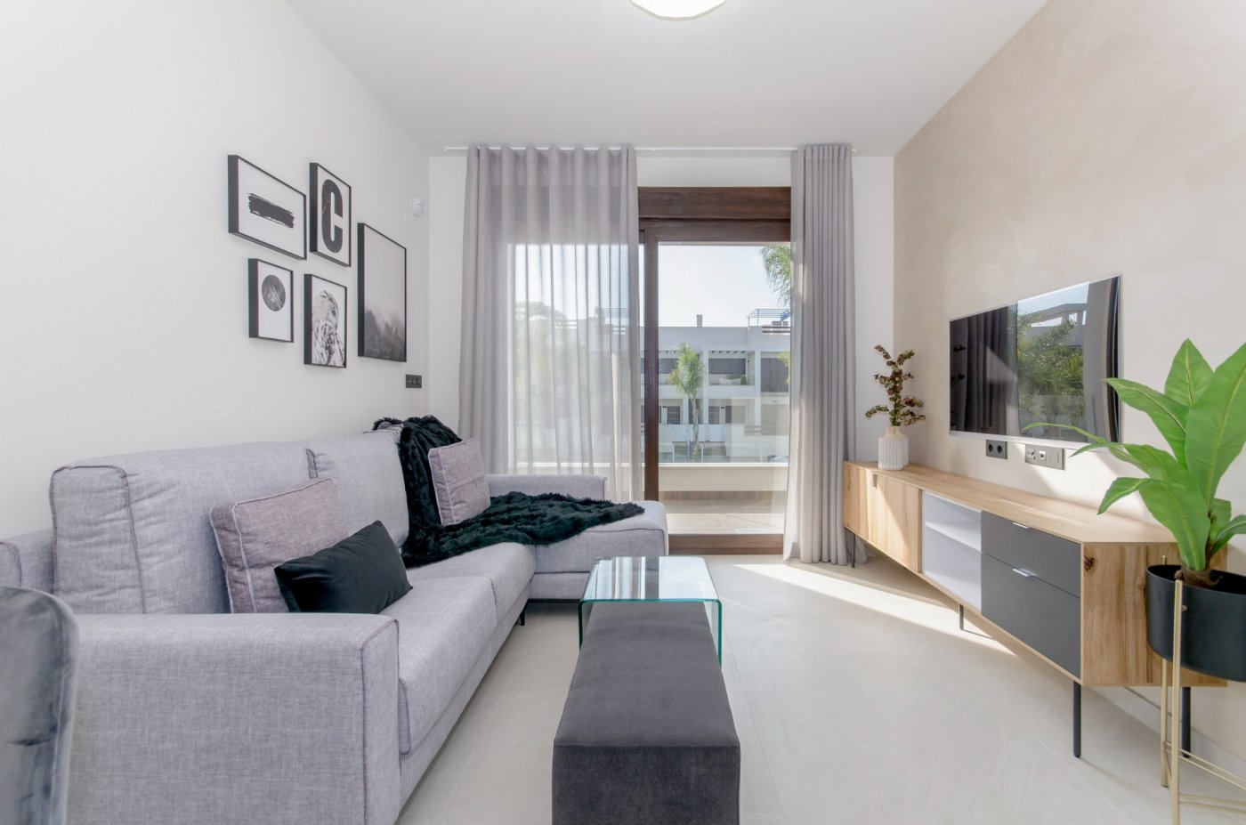 Bungalow for sale in Torrevieja, Alicante, Spain