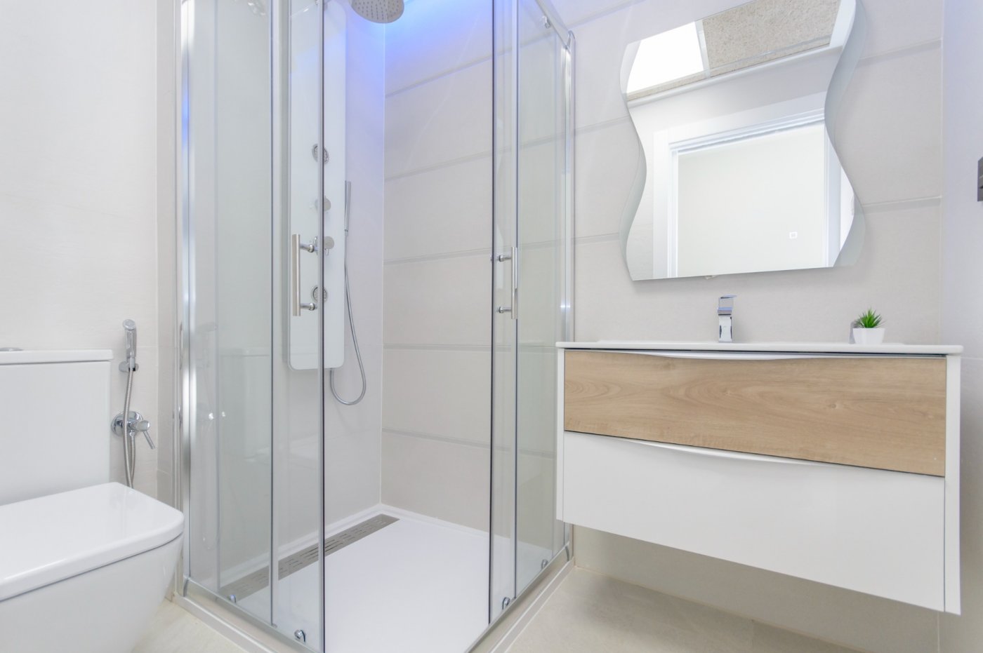Bungalow for sale in Torrevieja, Alicante, Spain