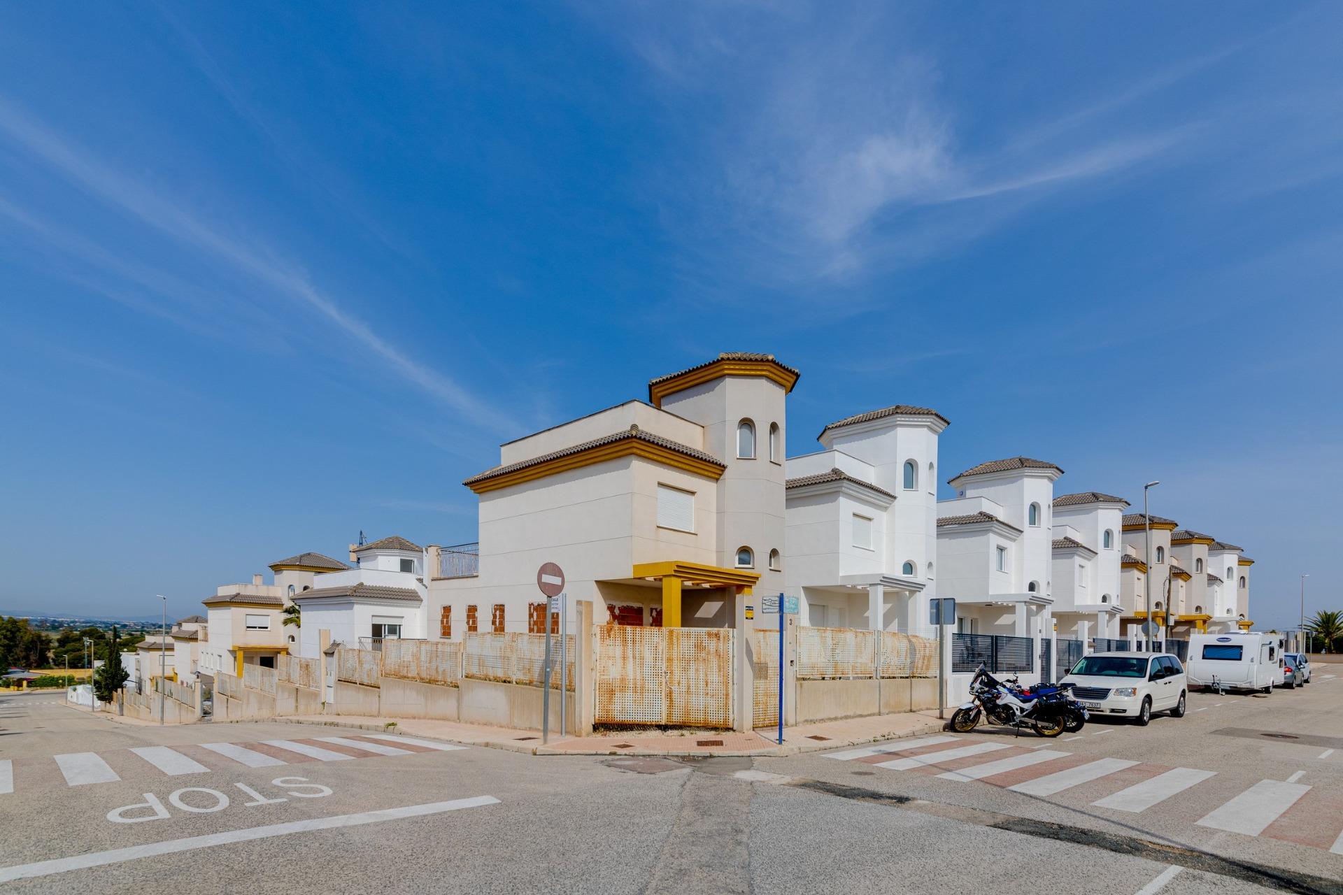 Villa for sale in San Fulgencio, Alicante, Spain