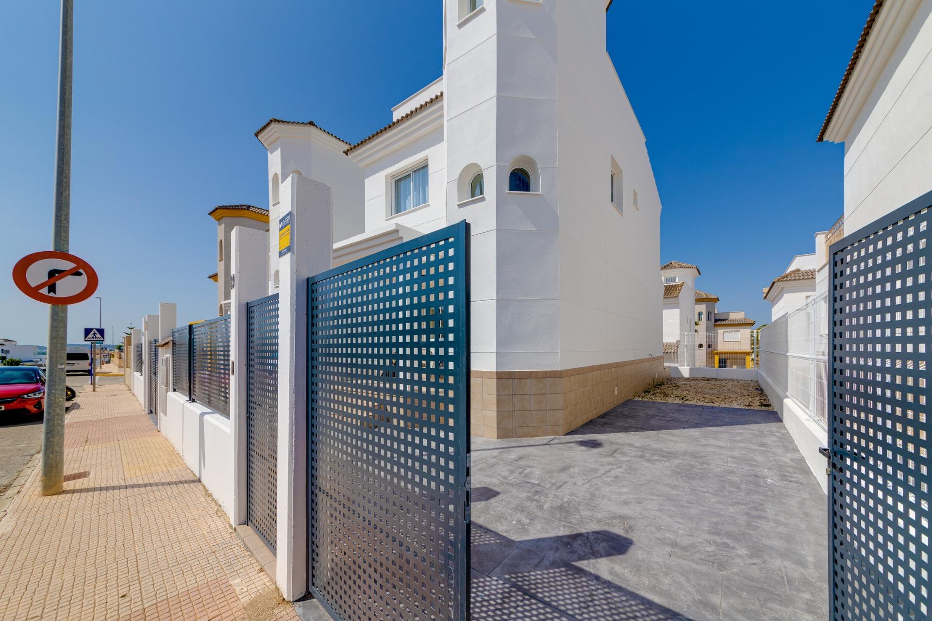 Villa for sale in San Fulgencio, Alicante, Spain