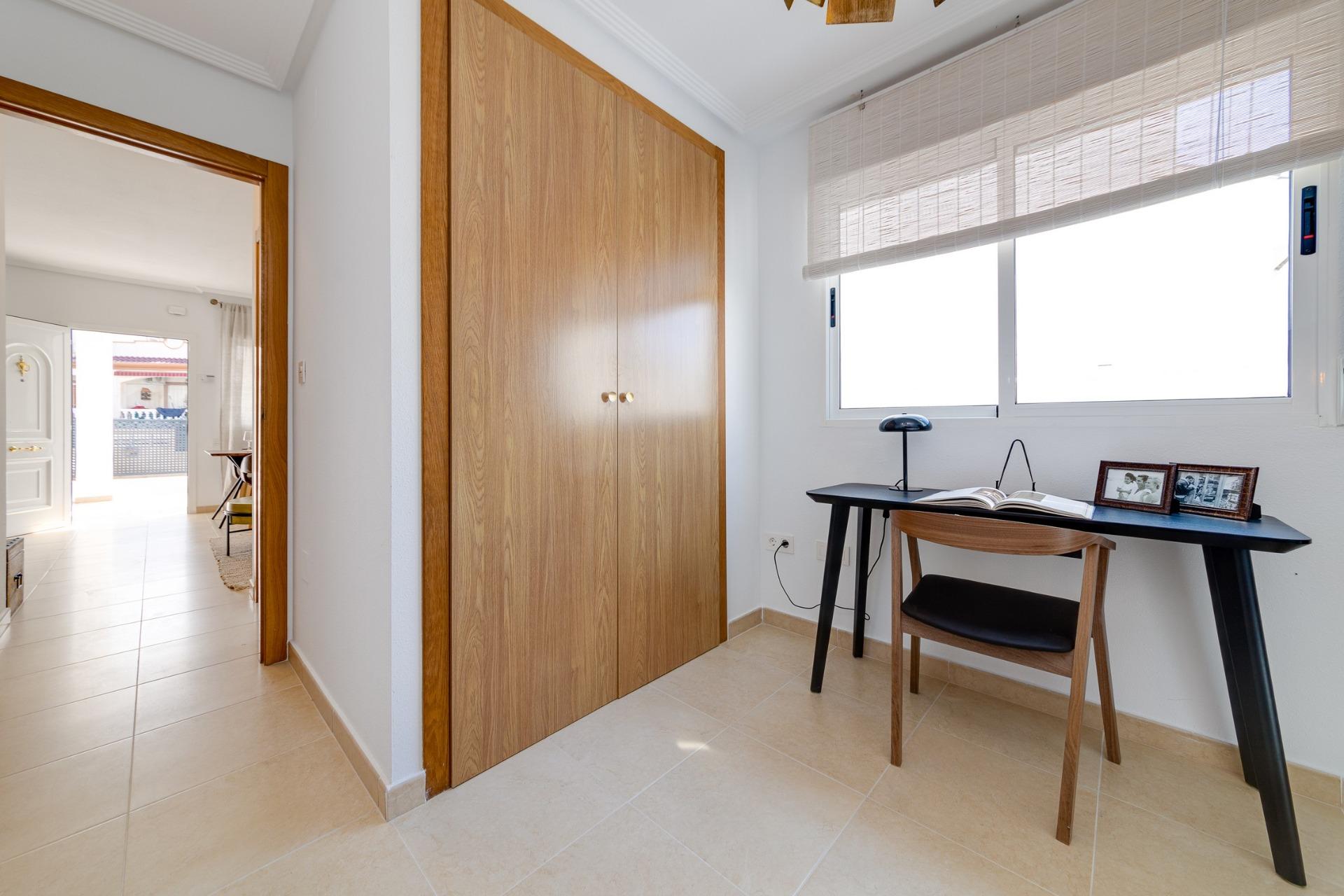Villa for sale in San Fulgencio, Alicante, Spain
