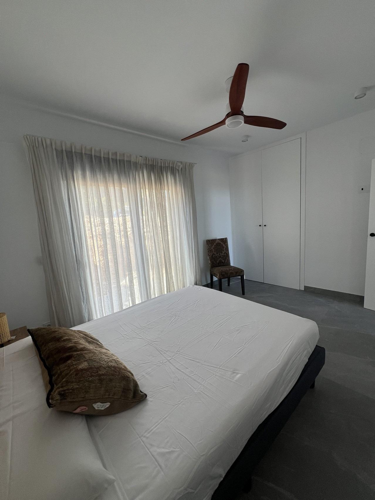 Villa for sale in Polop, Alicante, Spain