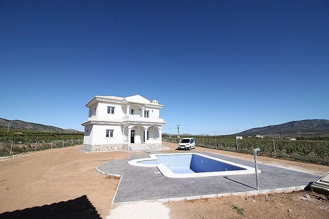 Villa for sale in Pinoso, Alicante, Spain