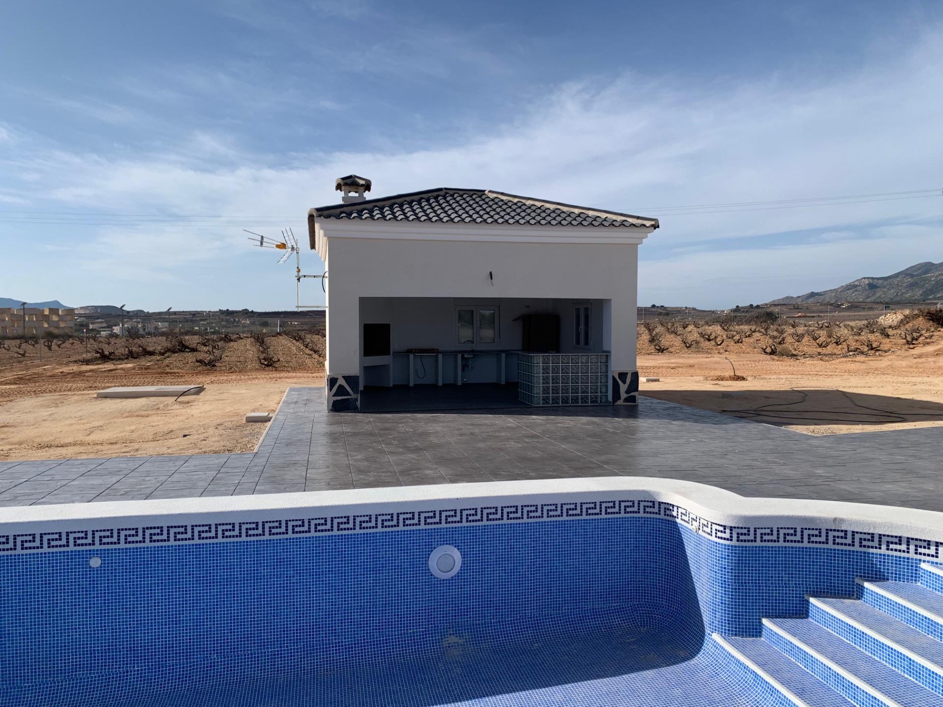 Villa for sale in Pinoso, Alicante, Spain