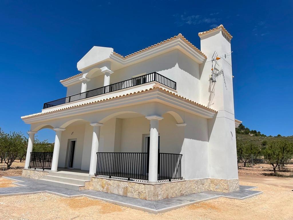 Villa for sale in Pinoso, Alicante, Spain