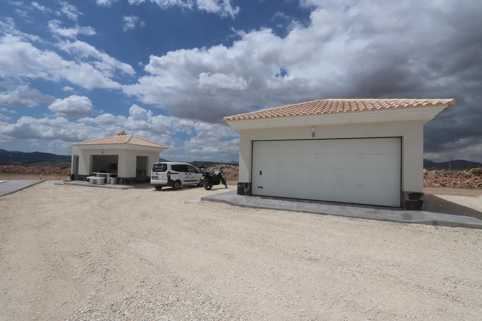 Villa for sale in Pinoso, Alicante, Spain