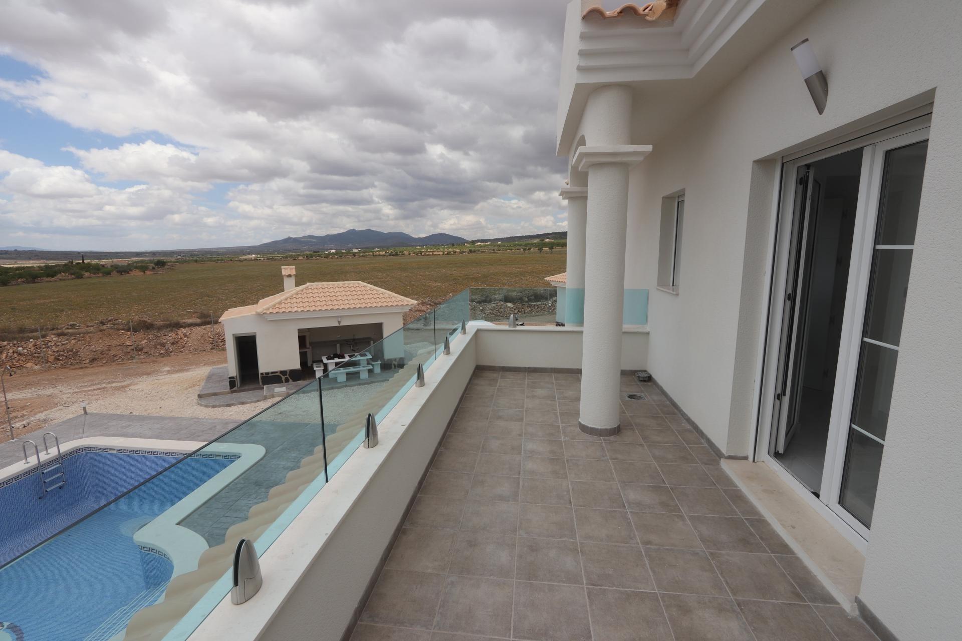 Villa for sale in Pinoso, Alicante, Spain