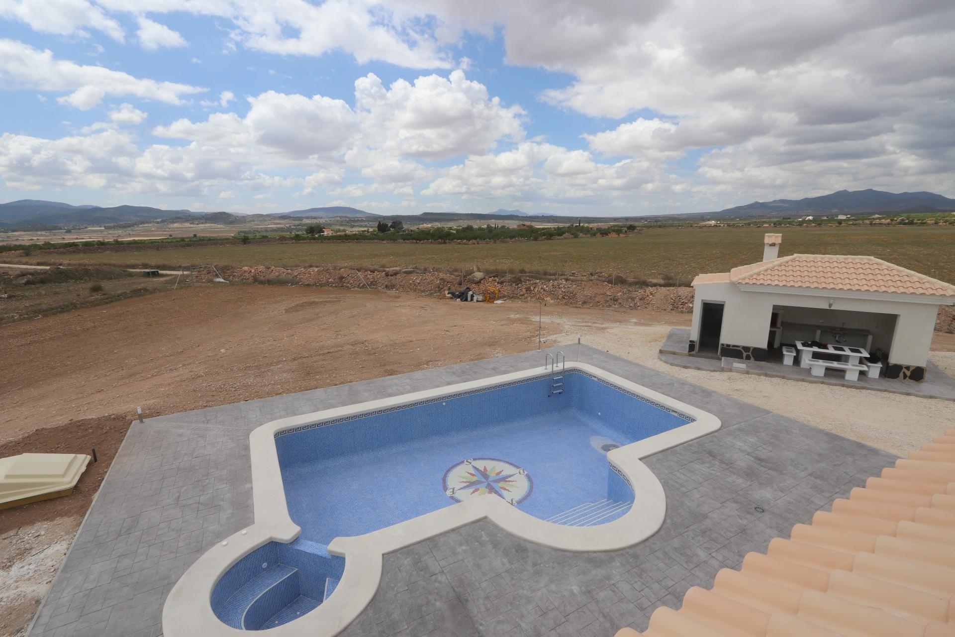 Villa for sale in Pinoso, Alicante, Spain