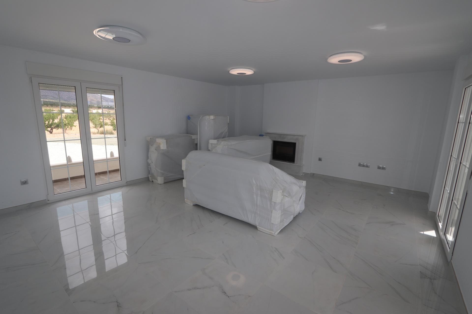 Villa for sale in Pinoso, Alicante, Spain